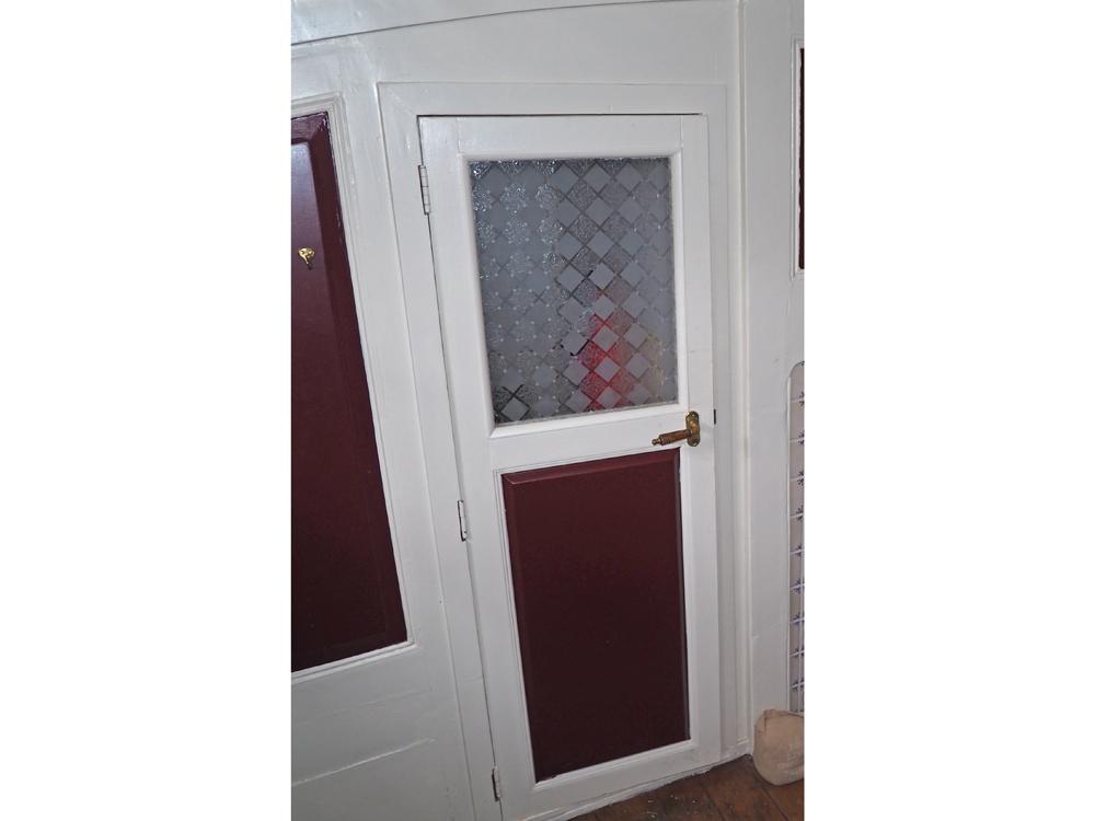 Aft cabin, Accommodation